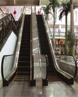 自動扶梯